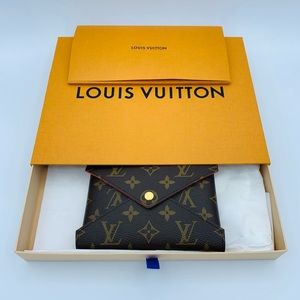 ⚜️L O U I S V U I T T O N⚜️ Pochette Kirigami Med